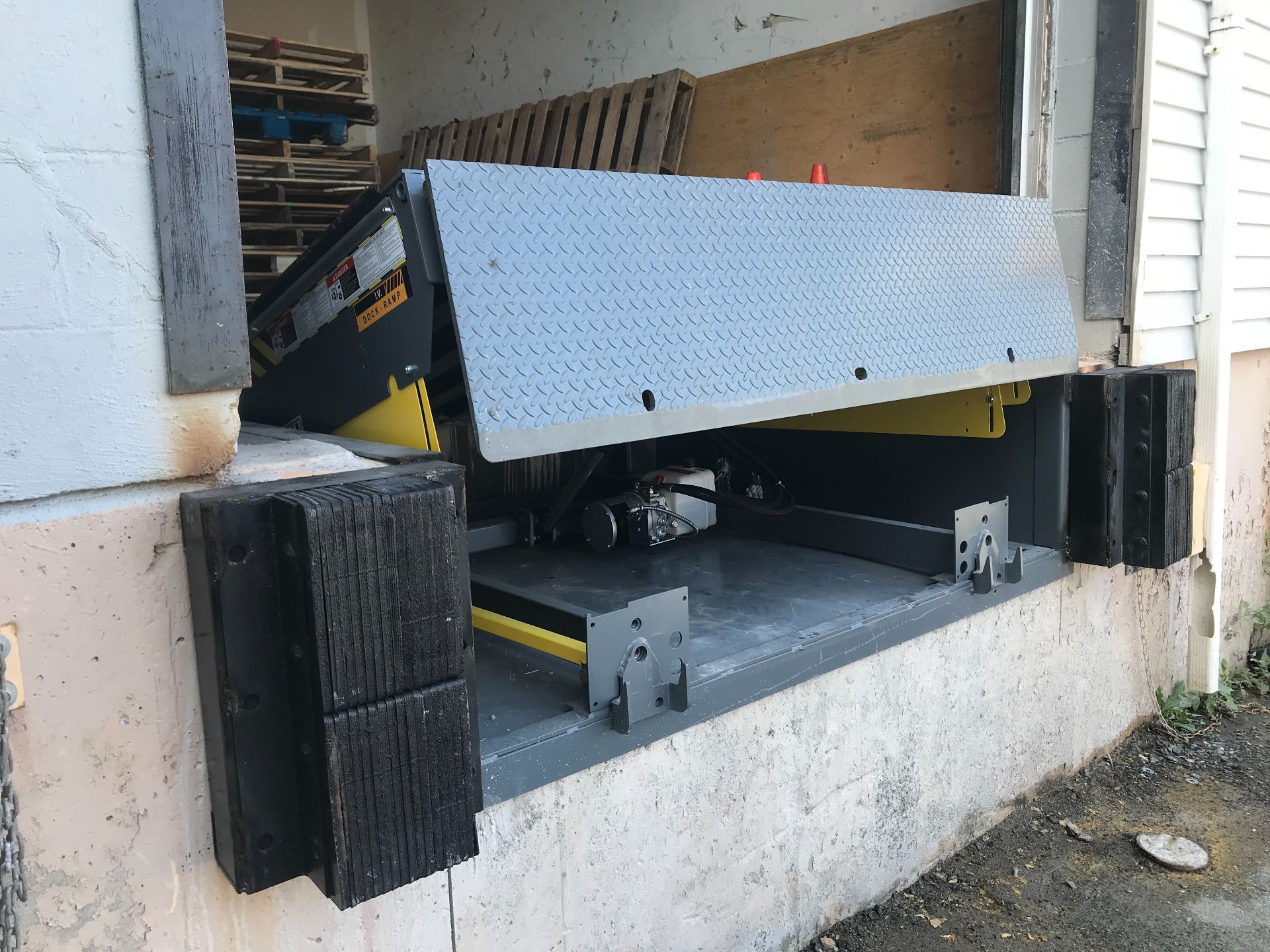 Loading Dock Equipment loading-dock-equipment